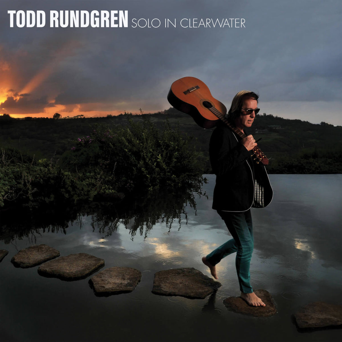 Todd Rundgren Alive And Alone On Stage