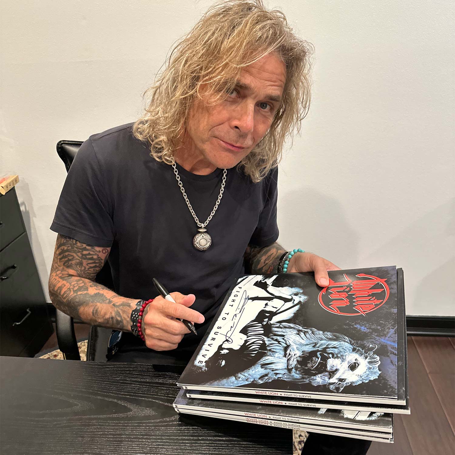 White Lion - Fight To Survive (Limited Edition White-Black-Red Splatter Vinyl - Signed by Mike Tramp)